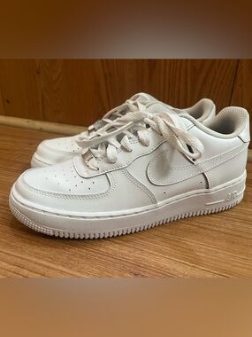 Nike All-White Low-Top Leather Sneakers